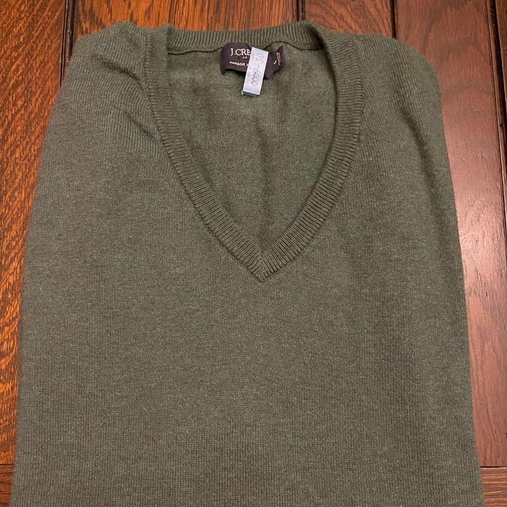 Long sleeve cotton v neck sweater